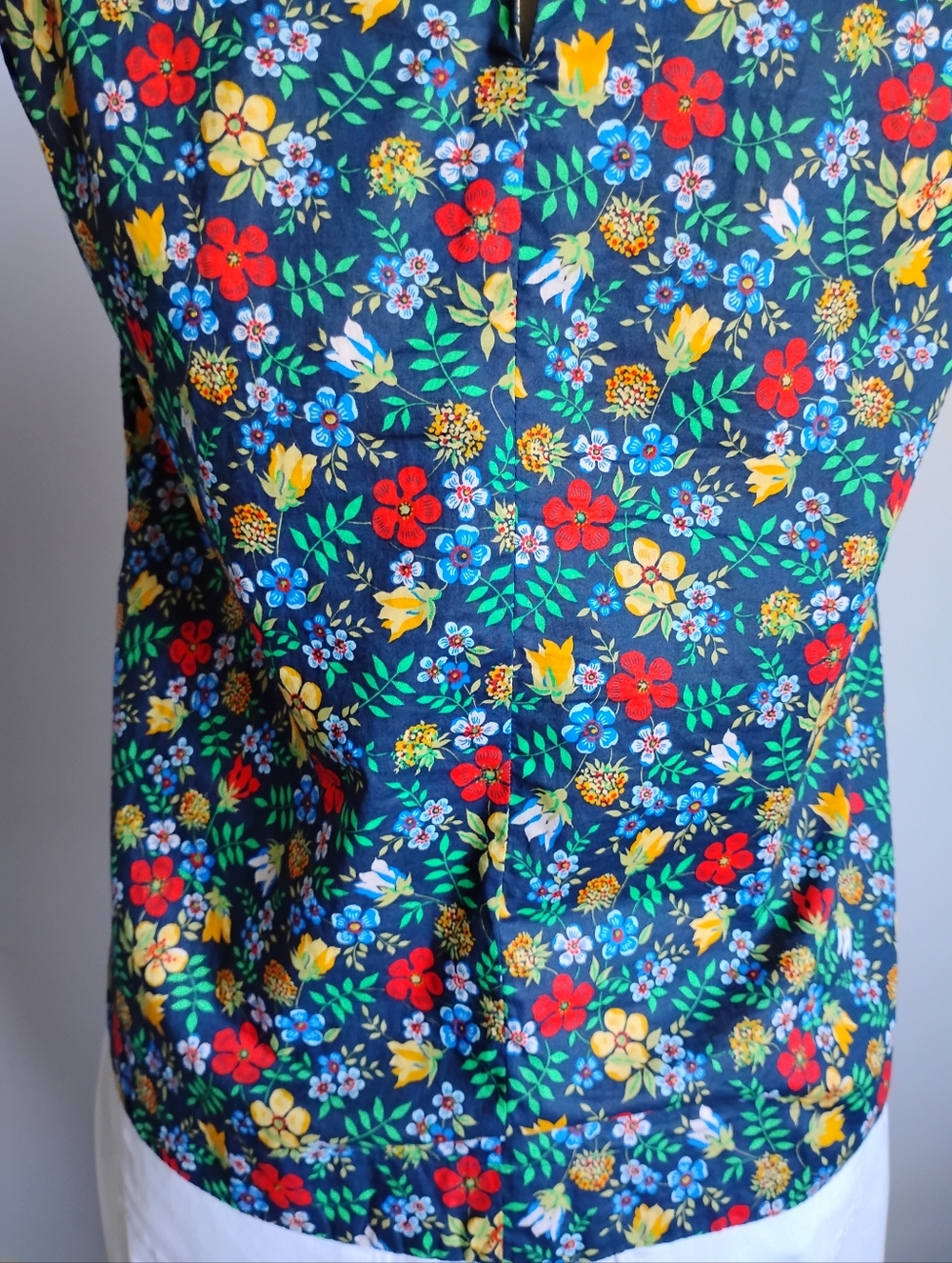 J. Crew Liberty Art Fabric Edenham Ruffle Blouse Navy Blue Floral Colorful Sz 4 - Picture 11 of 15